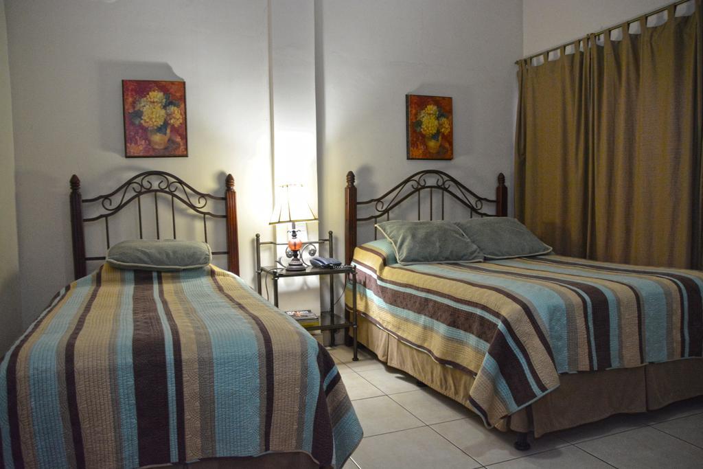 Hotel Internacional Managua Bagian luar foto